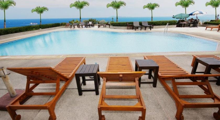 استخر هتل مارک لند پاتایا