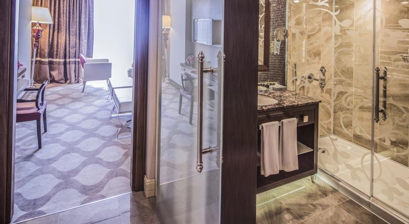 اتاق هتل الیسیوم ام گالری استانبول