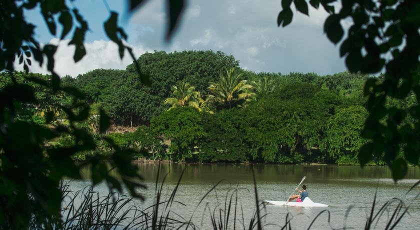 هتل راونالا اتیتیود موریس