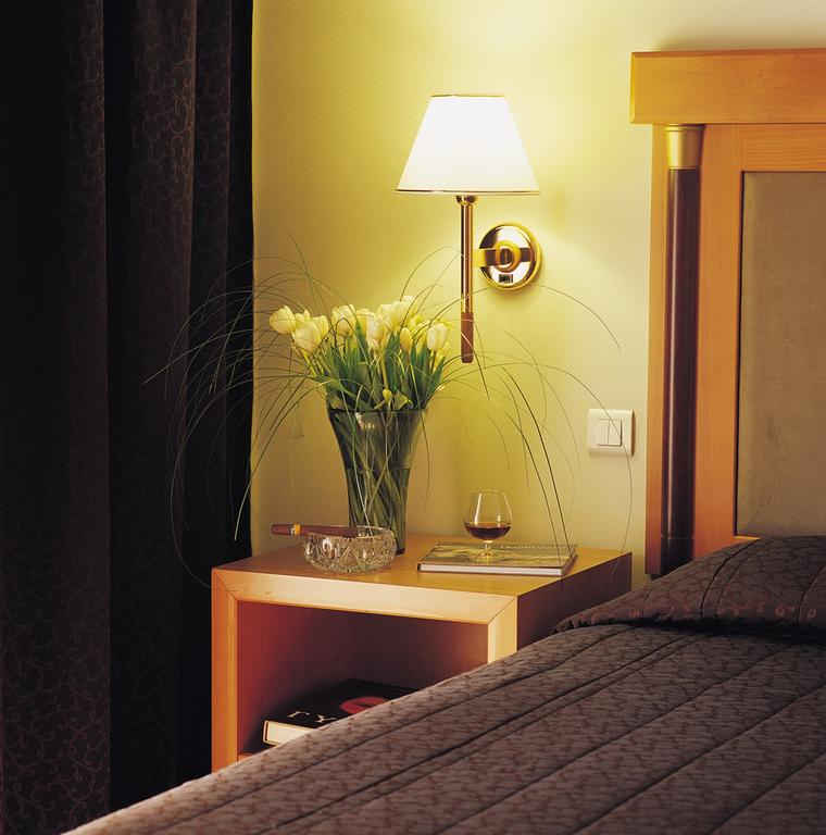 اتاق هتل آتن زافولیا