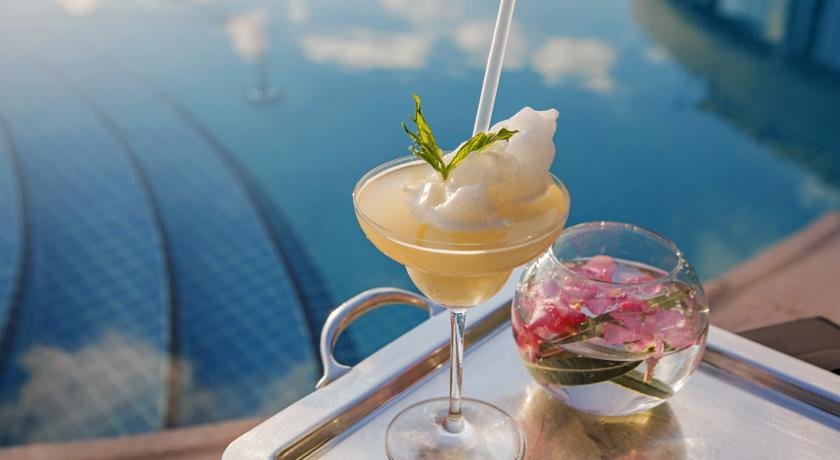 رستوران هتل کنراد استانبول رستوران هتل کنراد استانبول