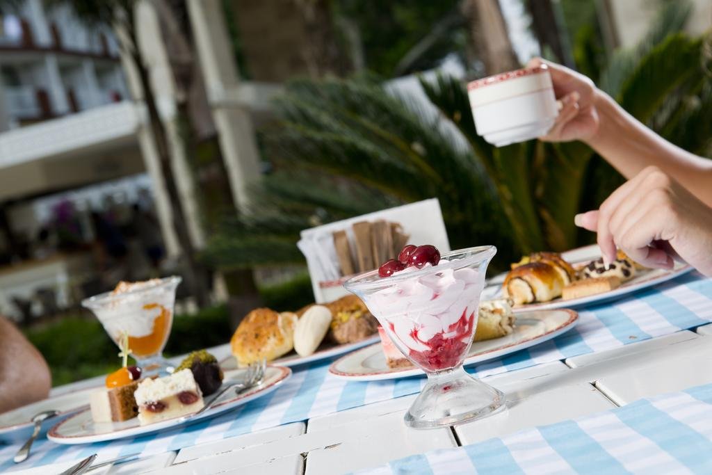 رستوران هتل میرادا دلمار آنتالیا