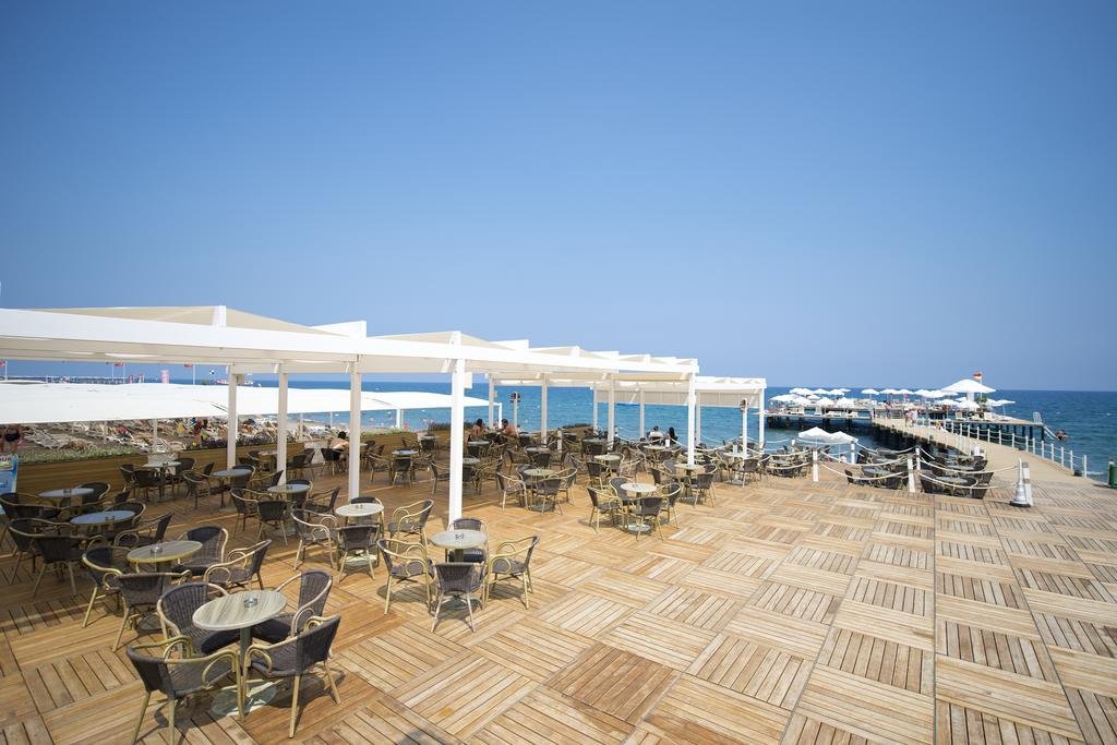 رستوران هتل میرادا دلمار آنتالیا