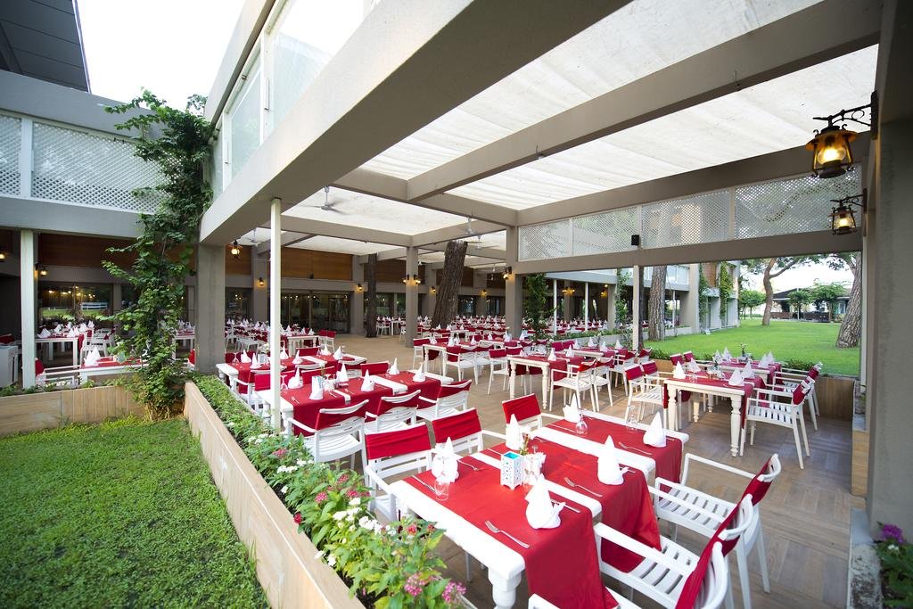 رستوران هتل میرادا دلمار آنتالیا