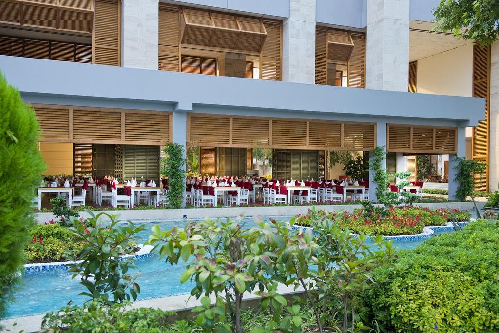 رستوران هتل میرادا دلمار آنتالیا