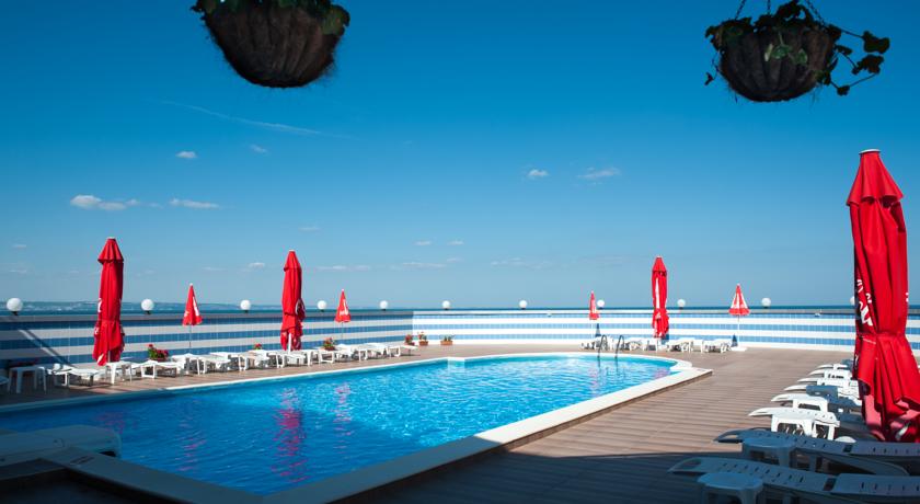 استخر هتل لیلیا گلدن سندز