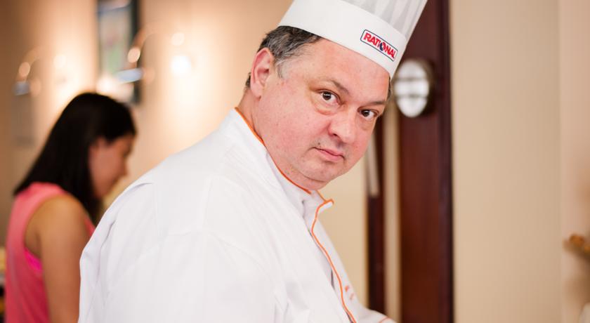 رستوران هتل لیلیا گلدن سندز