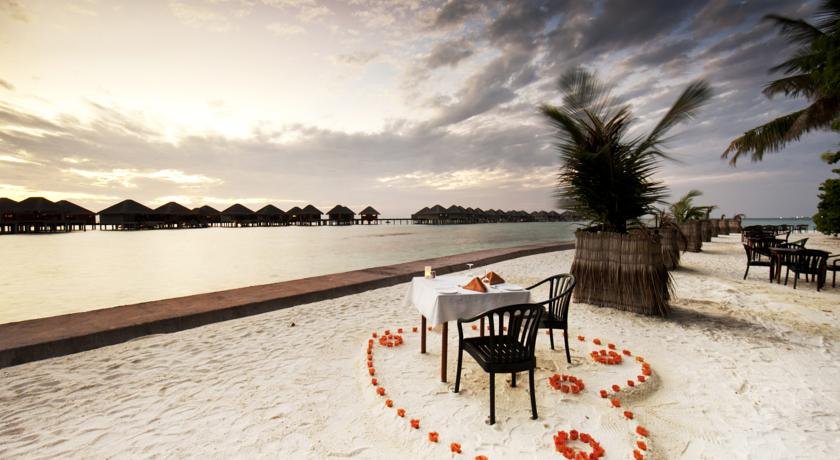 ساحل هتل آداران پرستیژ مالدیو