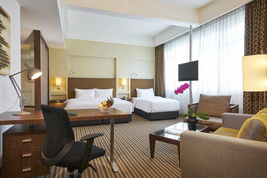 استخر هتل پارک رویال کیچینر سنگاپور