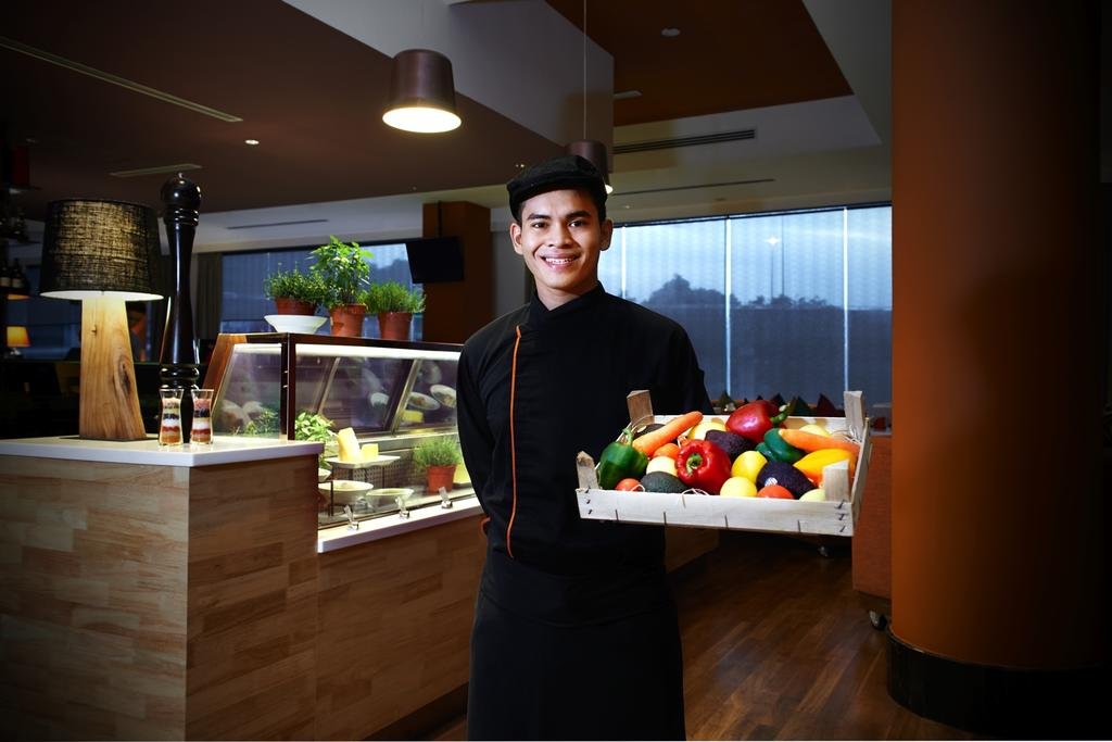 رستوران هتل پولمن بنگسار کوالالامپور رستوران هتل پولمن بنگسار کوالالامپور