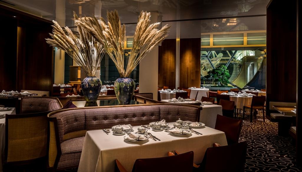 رستوران هتل ریتز کارلتون سنگاپور