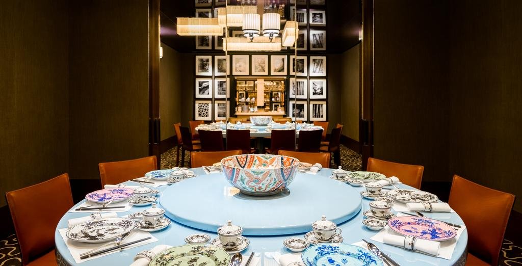 رستوران هتل ریتز کارلتون سنگاپور