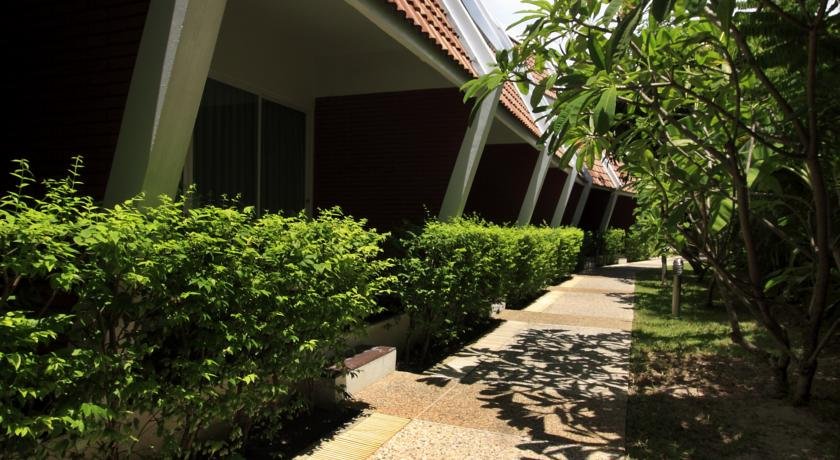 فضای سبز هتل پاتونگ ریزورت پوکت تایلند