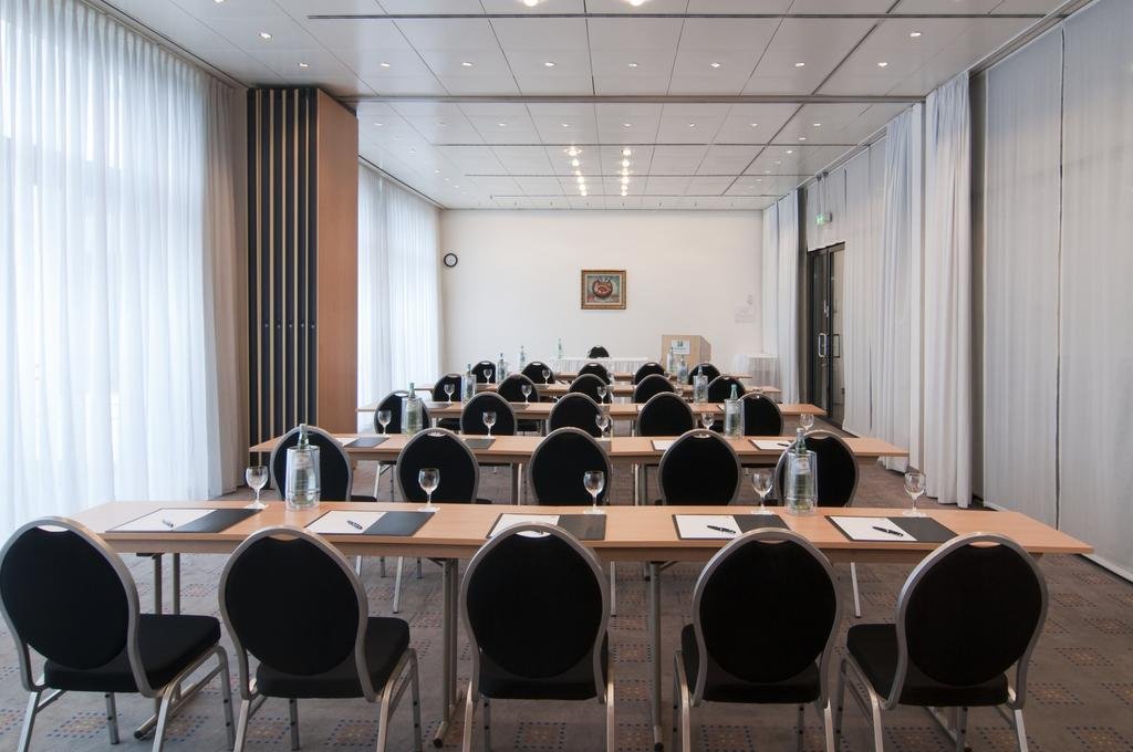 هتل هالیدی این برلین سیتی وست برلین هتل هالیدی این برلین سیتی وست برلین