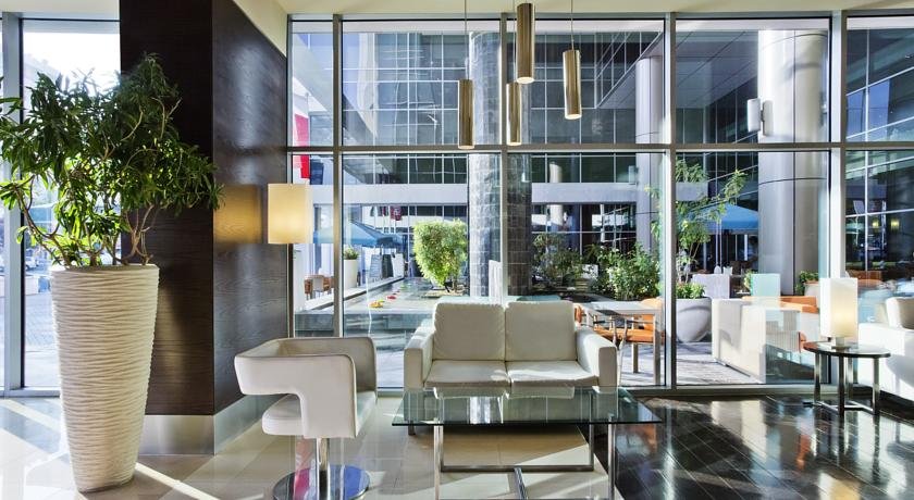 لابی هتل ایبیس الرقه دبی امارات متحده ی عربی