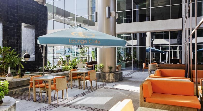 کافی شاپ هتل ایبیس الرقه دبی امارات متحده ی عربی