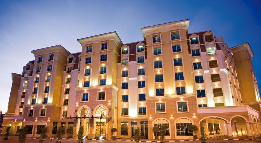 هتل آوانی دیره