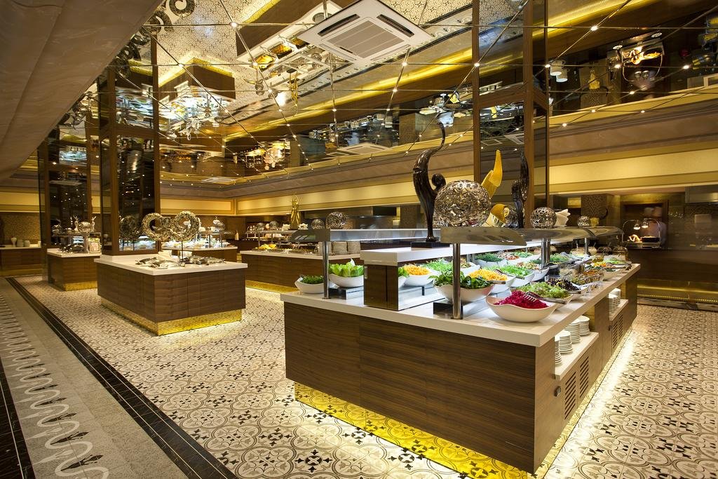 رستوران هتل رویال سگینوس آنتالیا