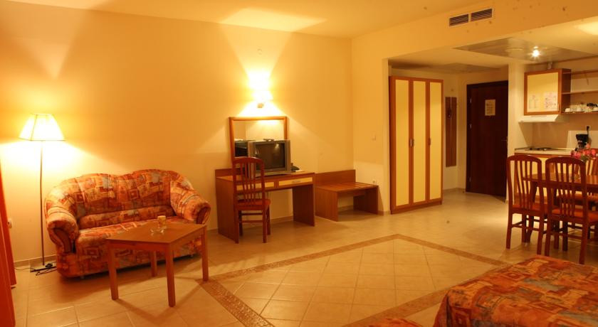 اتاق هتل گلدن یاور بلغارستان