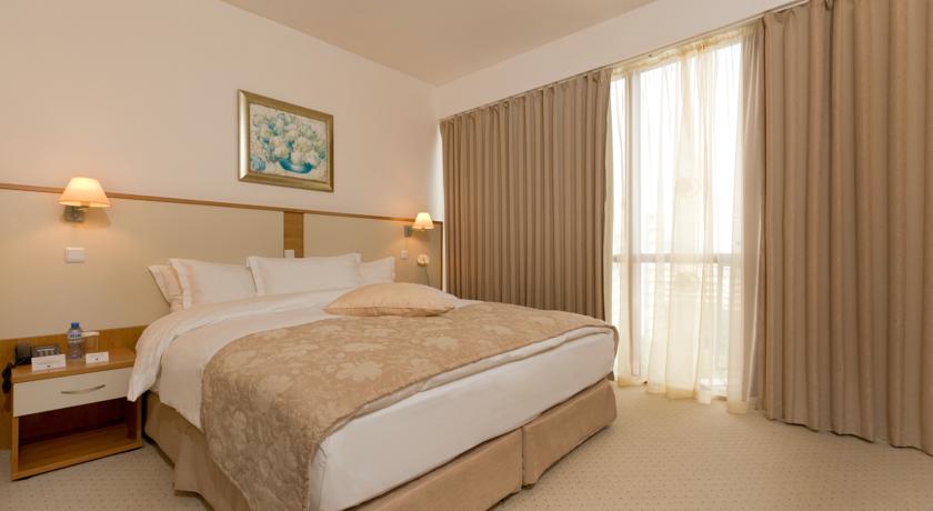 اتاق هتل هیلتون گلدن سندز