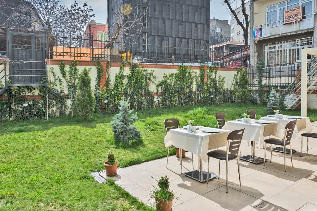 هتل لاگاردن