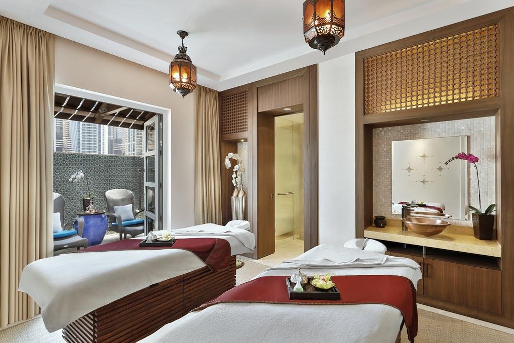 اتاق هتل ریتز کارلتون دبی