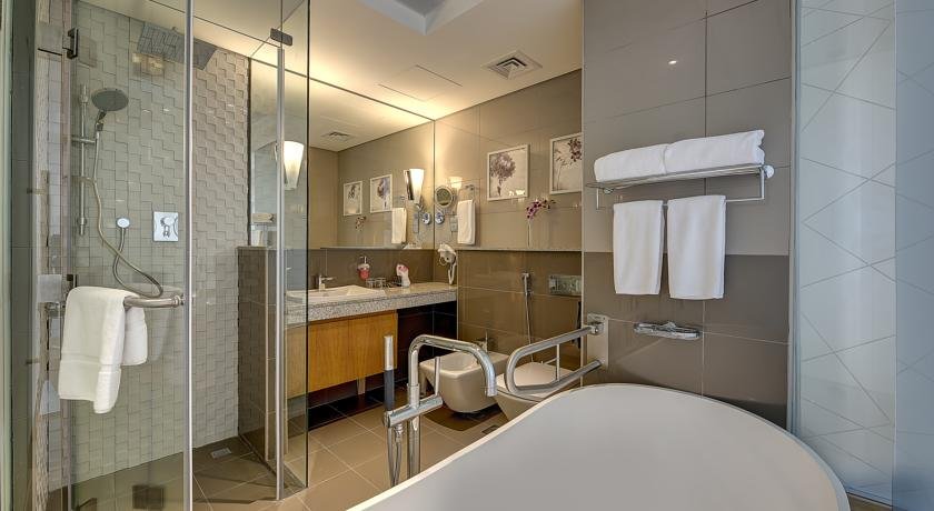 سرویس بهداشتی هتل رویال کنتیننتال