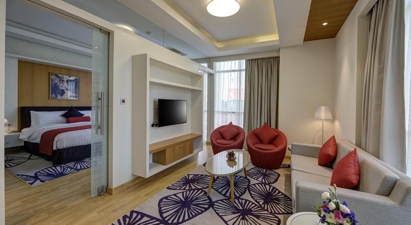 اتاق هتل رویال کنتیننتال