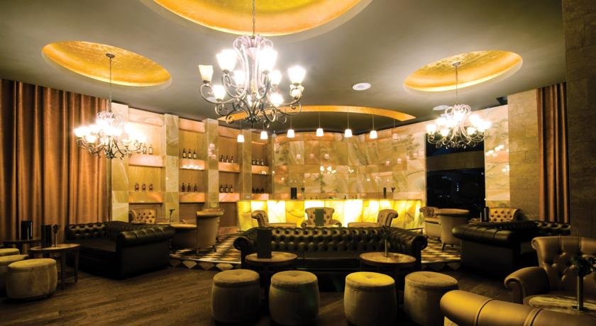 رستوران هتل هیلتون دالامان رستوران هتل هیلتون دالامان