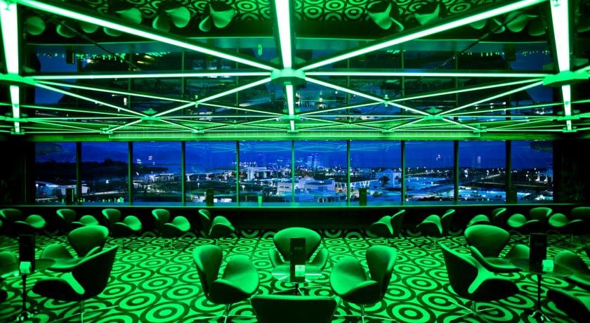 رستوران هتل هیلتون دالامان رستوران هتل هیلتون دالامان