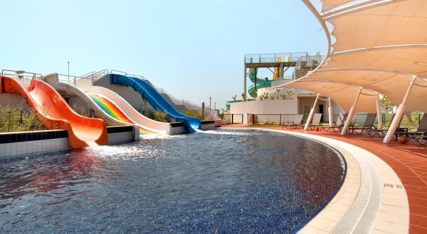 استخر هتل هیلتون دالامان استخر هتل هیلتون دالامان