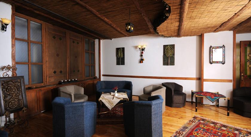 رستوران هتل بایکارا