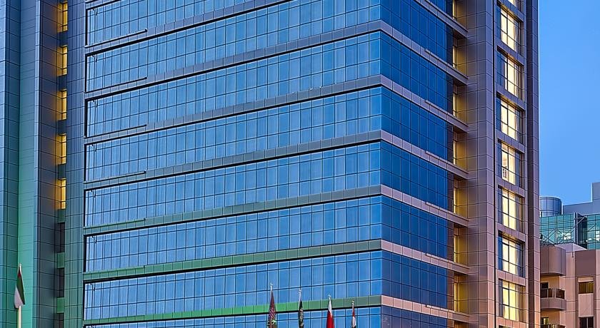 هتل رویال کنتیننتال