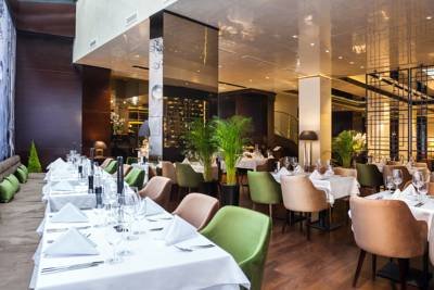 رستوران هتل سنت تن بلگراد