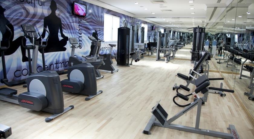سالن بدنسازی هتل گرند اکسلسیور دبی