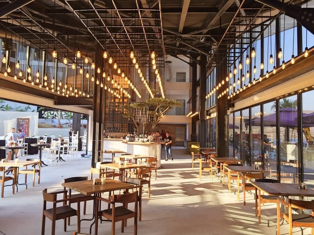 رستوران هتل رامادا پلازا ازمیر