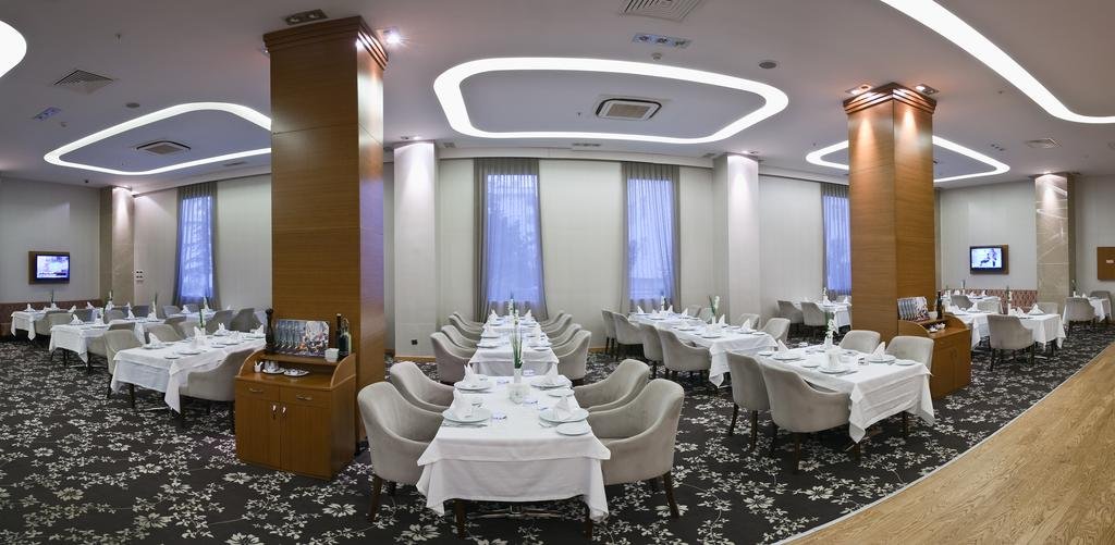 رستوران هتل آنمون قونیه