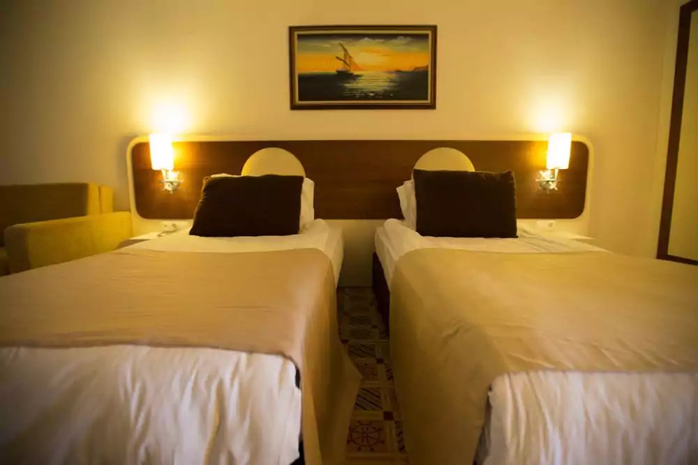 اتاق هتل ترنساتلانتیک آنتالیا اتاق هتل ترنساتلانتیک آنتالیا