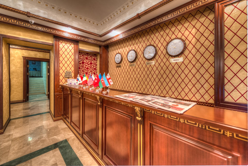 لابی هتل گرند باکو
