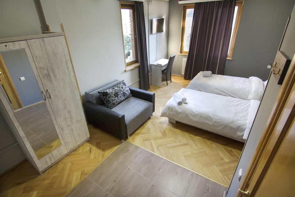 اتاق هتل توسکانو تفلیس