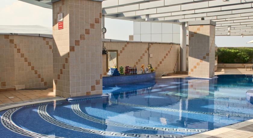 استخر هتل سیتی سیزن دبی