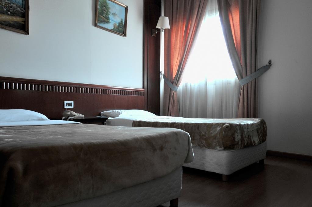 اتاق هتل وایت هاوس بیروت