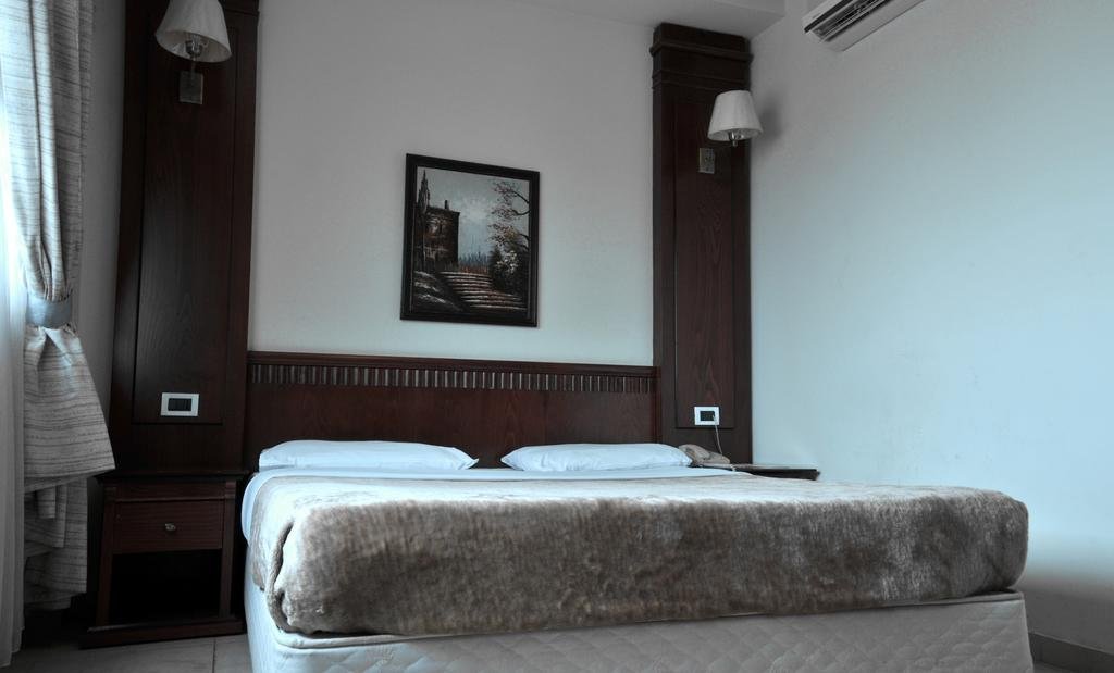 اتاق هتل وایت هاوس بیروت