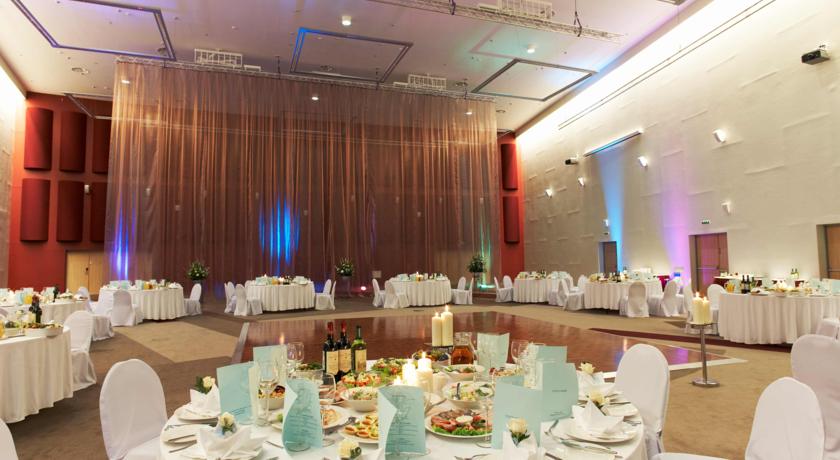 سالن همایش هتل هالیدی این سنت پترزبورگ