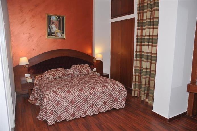 اتاق هتل لجند بیروت