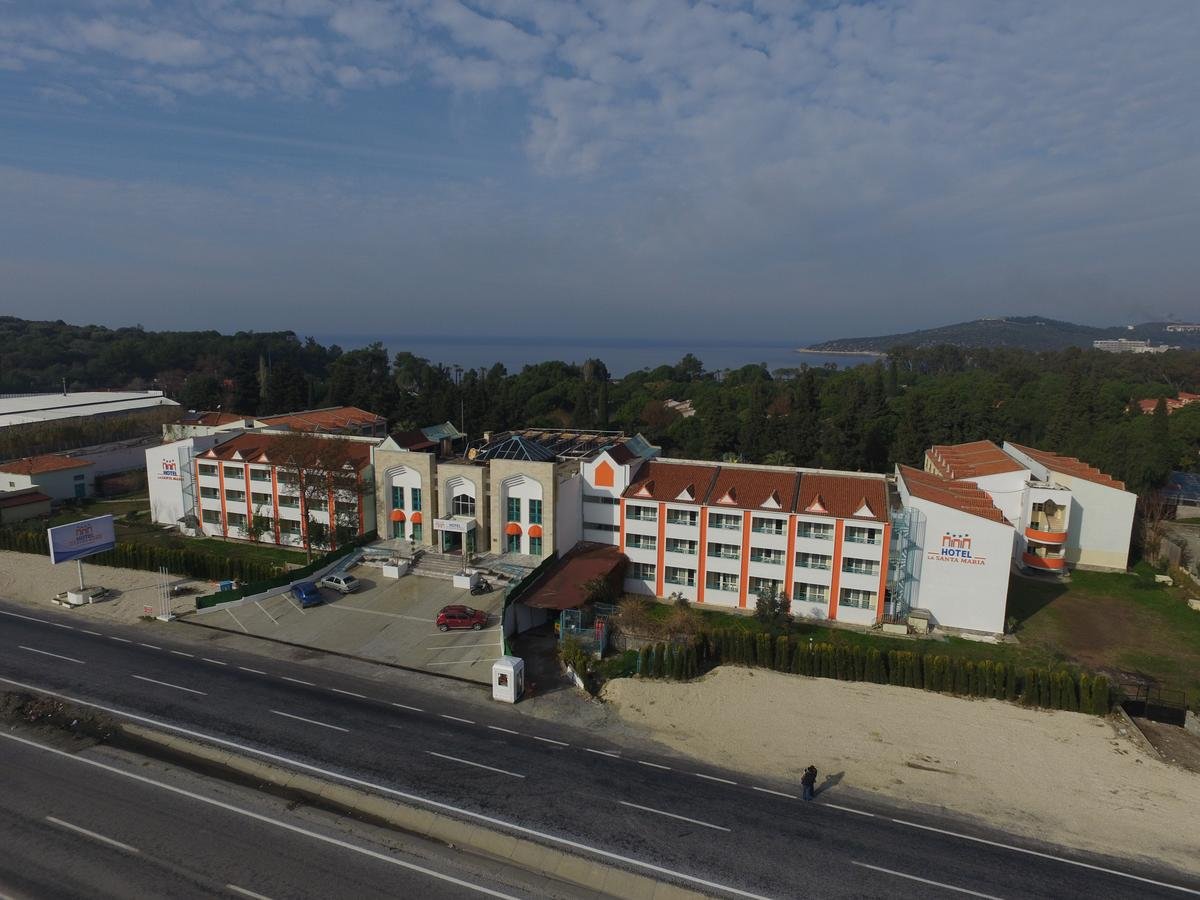 هتل لوانا سانتا ماریا