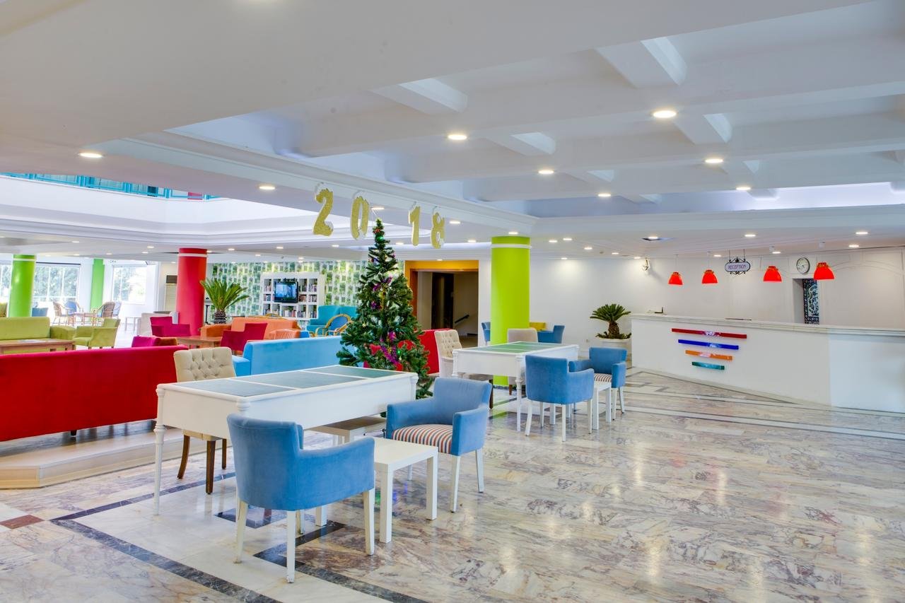 هتل لوانا سانتا ماریا