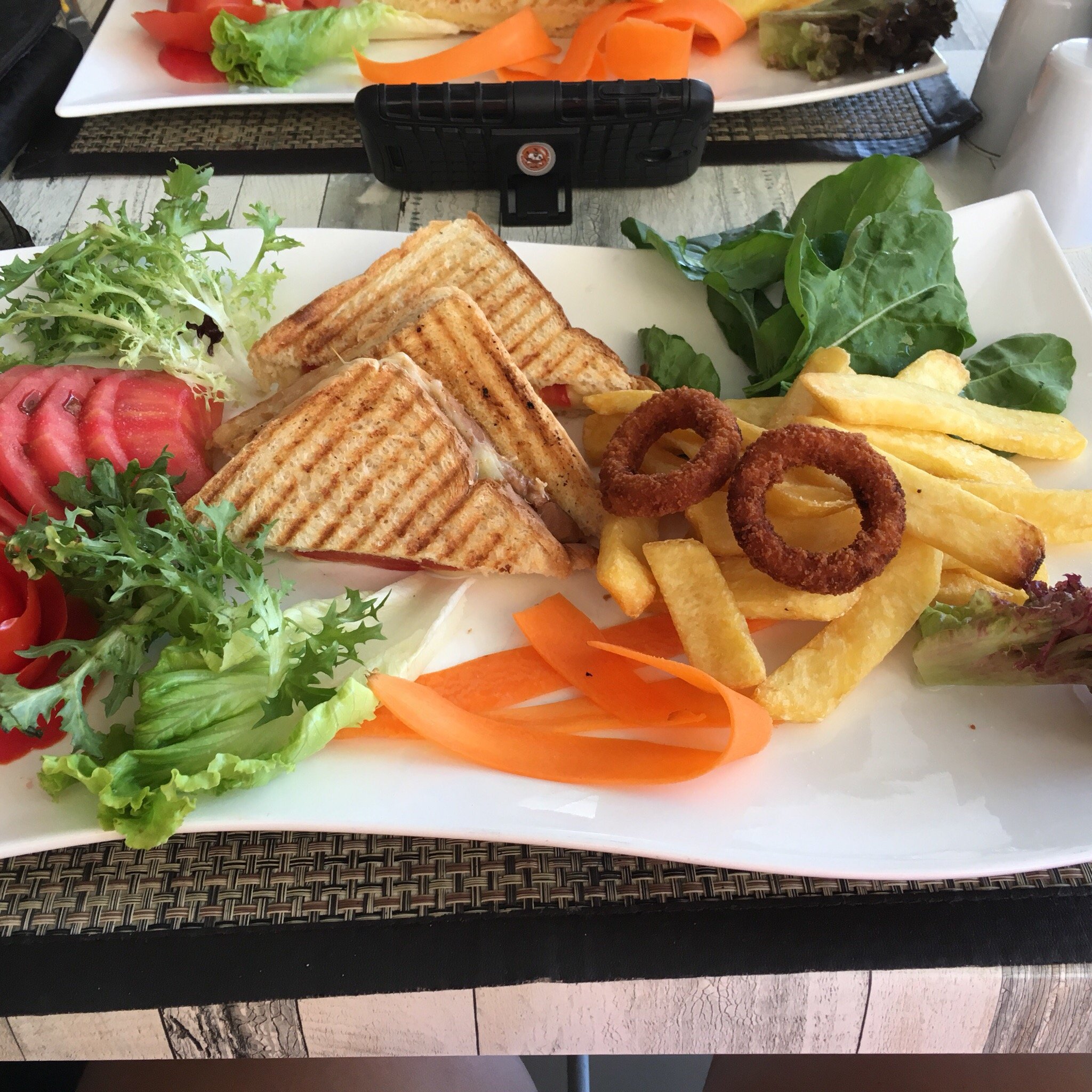 چاکل برادرز مارماریس مت