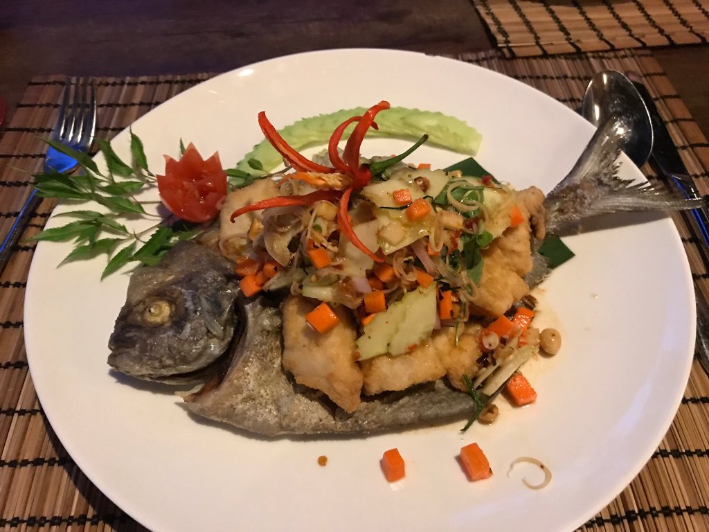 سوپاترا تای داینینگ