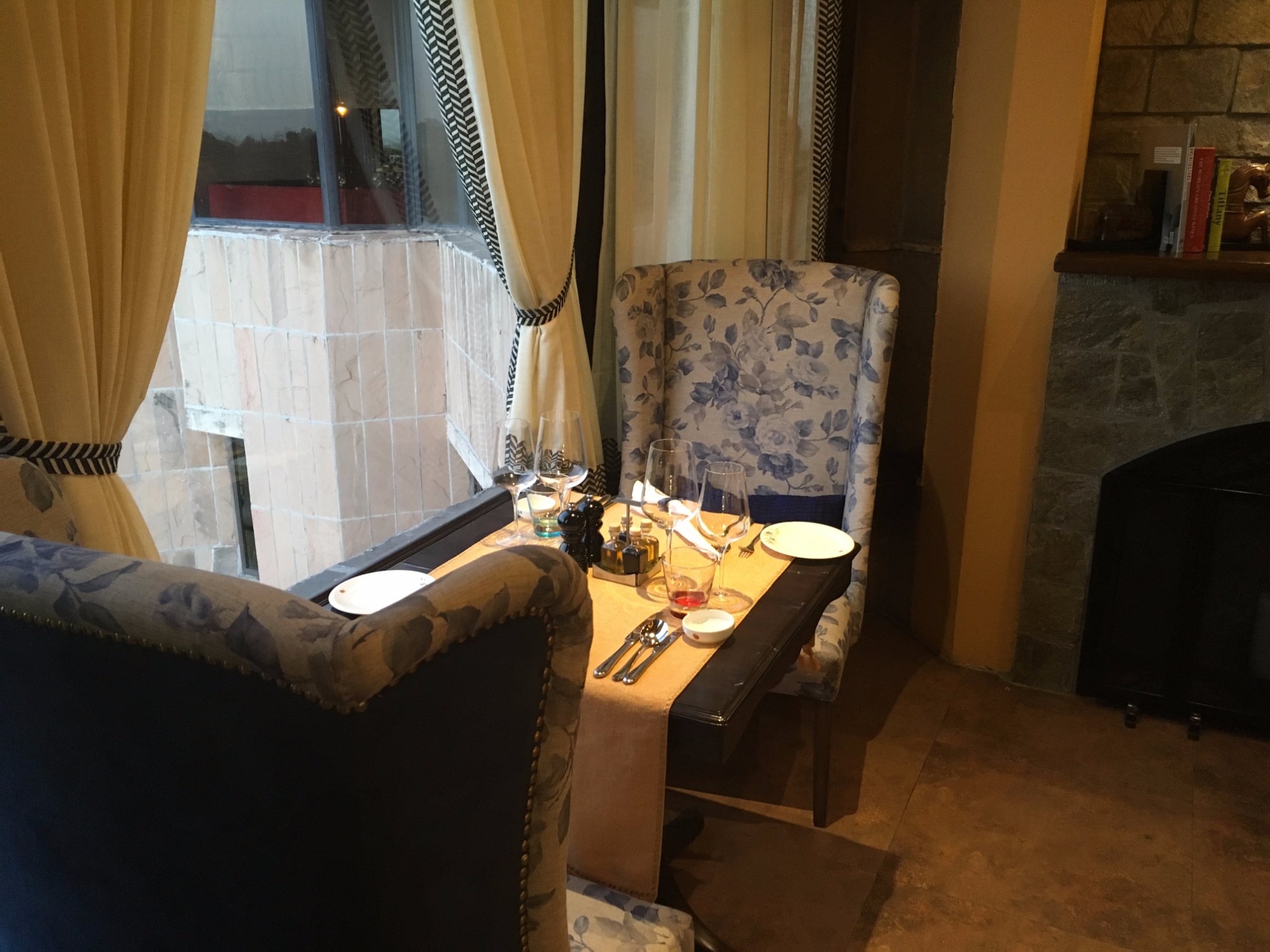 اوتیمو ات وست ویو